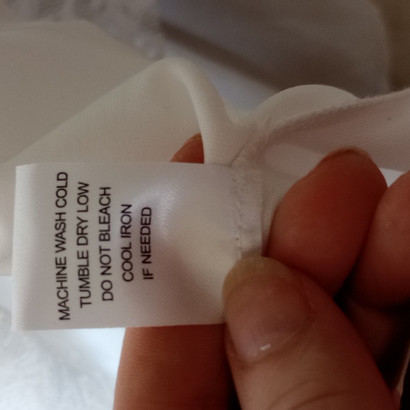 Ellen Weaver pretty white lace dress! - Picture 6 of 6